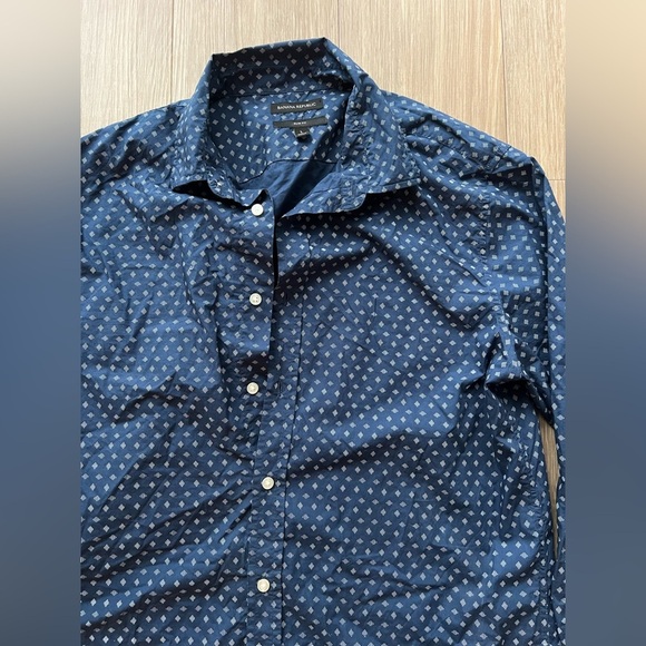 Banana Republic Blue Slim Fit Button Down Shirt Men’s Large - Picture 3 of 6